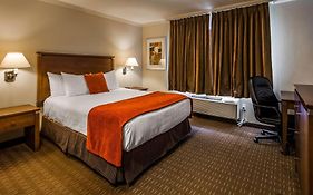 Best Western Plus Guildwood Inn